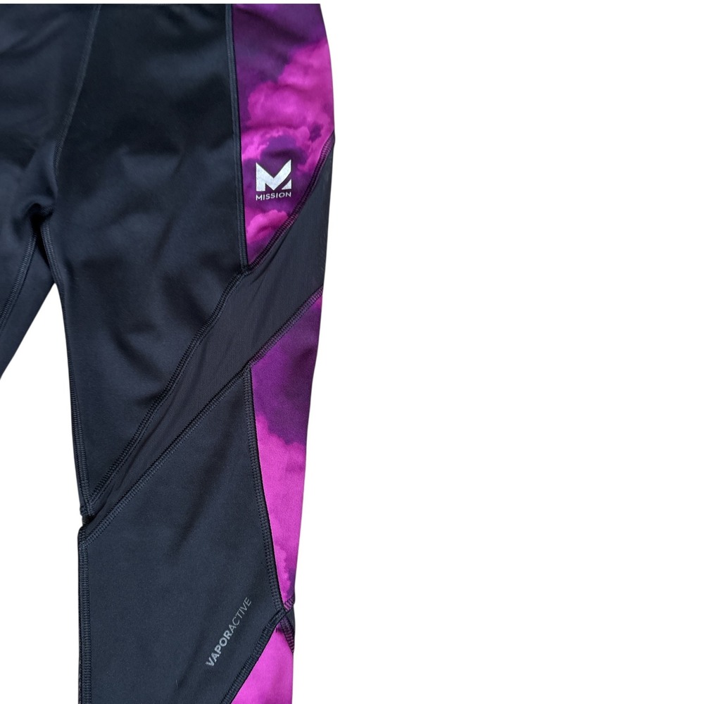 Mission Women's VaporActive Aerial Mid-Rise Crop Leggings, Size Medium, Yogaa - Picture 5 of 10